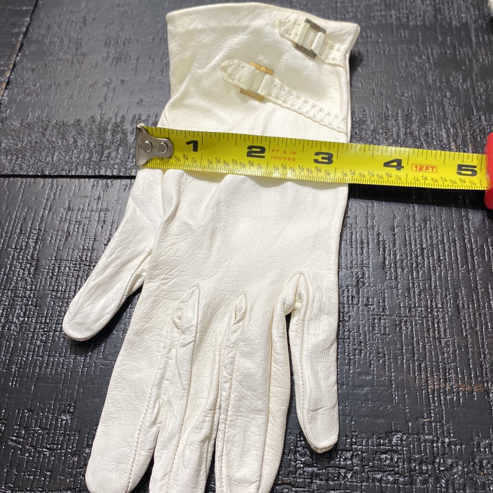 COPY - 2 Pairs Vintage Women’s Leather Gloves - Picture 11 of 16